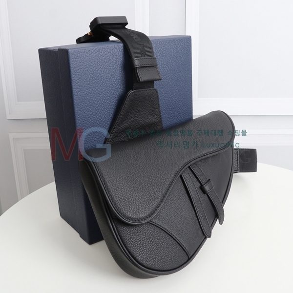   SADDLE 1ADPO093-4