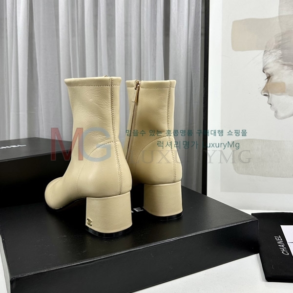 * Ŭ  MZ308074-2