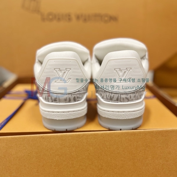  ̺ Trainer Ŀ LV8811103-9