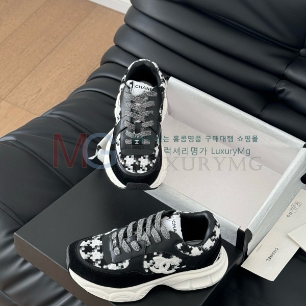 *  25CĿ AB2332056-3