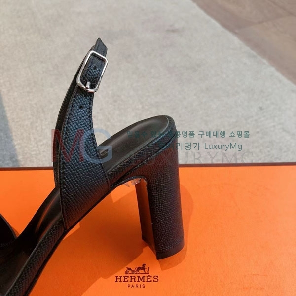 ޽   H405802