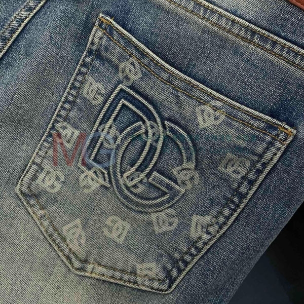 üذٳ  û DG889255