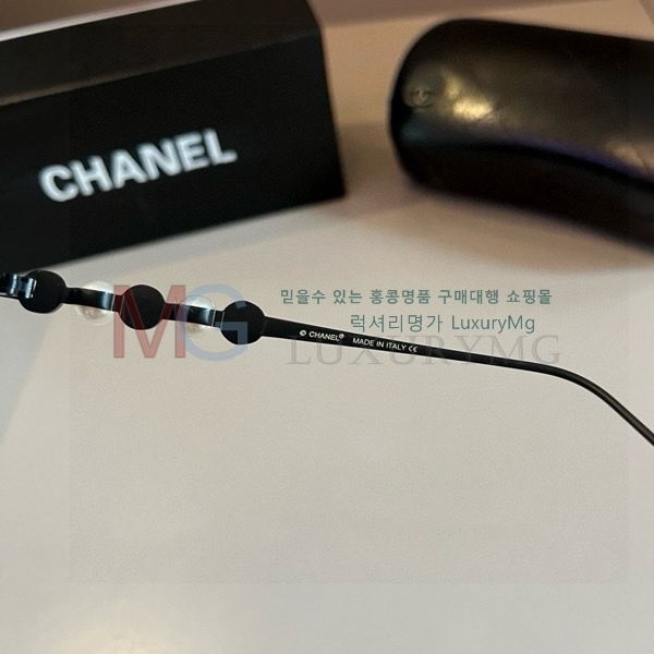 * ۶ 2CC63381-2