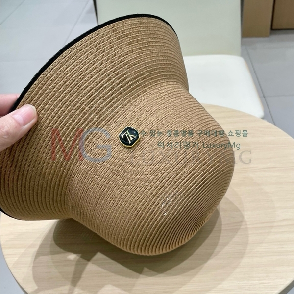 ̺  LV68844-1