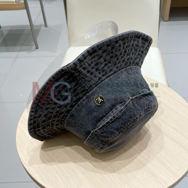 ̺  LV68848-3