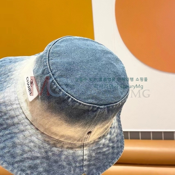 *  CH1620354166-1