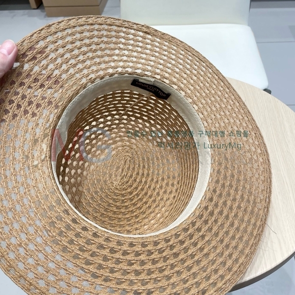 ̺  LV68850-2