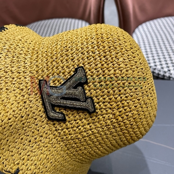 ̺  LV68851-1