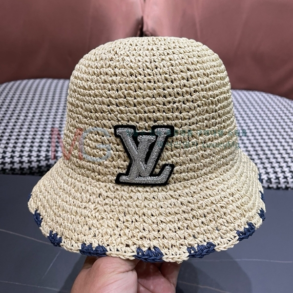 ̺  LV68851-3
