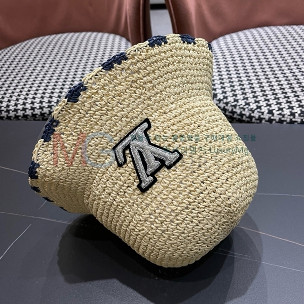 ̺  LV68851-3