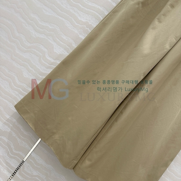  ο  LR55588-1