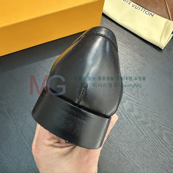 ̺  屸 LV264923-8