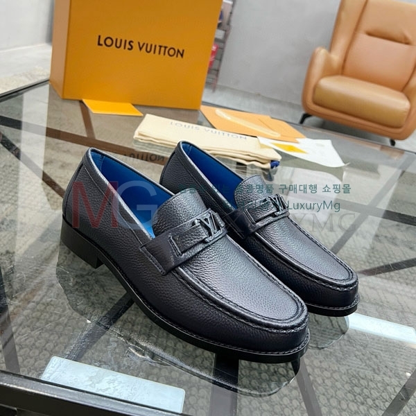 ̺   LV288038