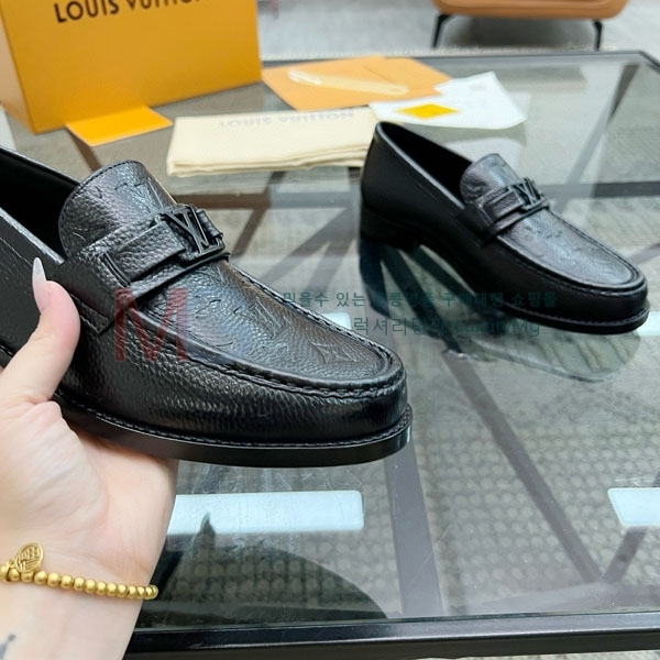 ̺   LV288038-4