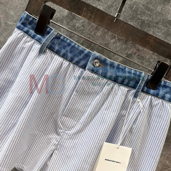  ˷  AQ42521-8