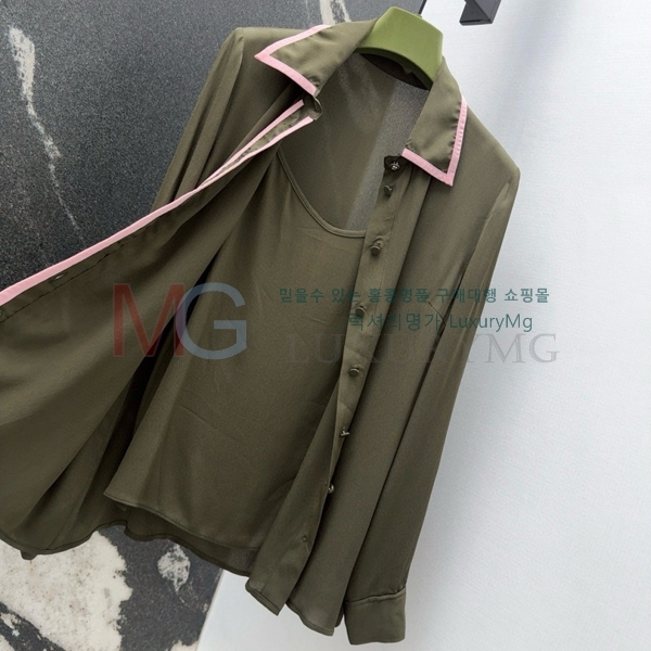    GU696638-2
