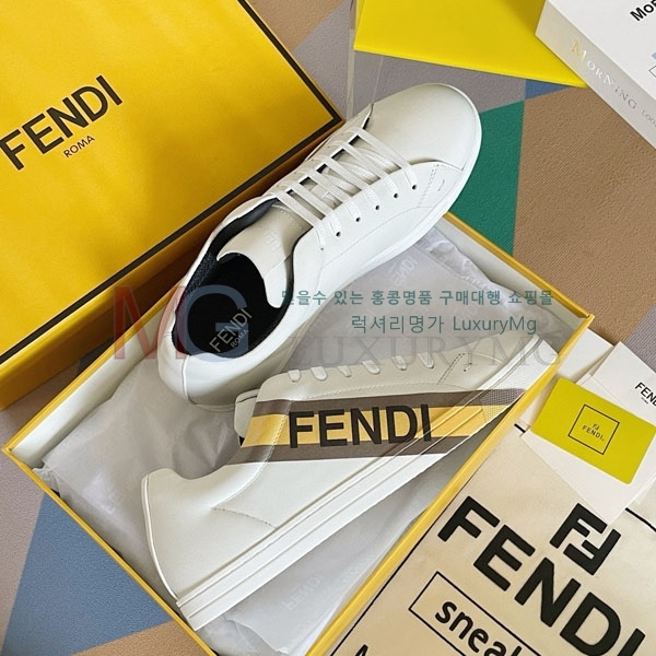   Signature Ŀ F5F387708-1