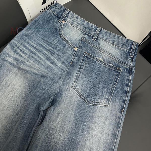   û MME418254-1