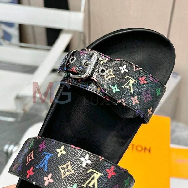 ̺   3LV57032