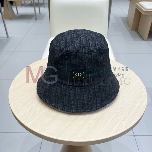  ĸ  DR580410-1
