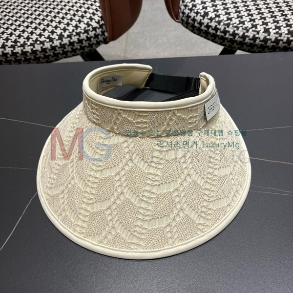  ĸ  6DR570052