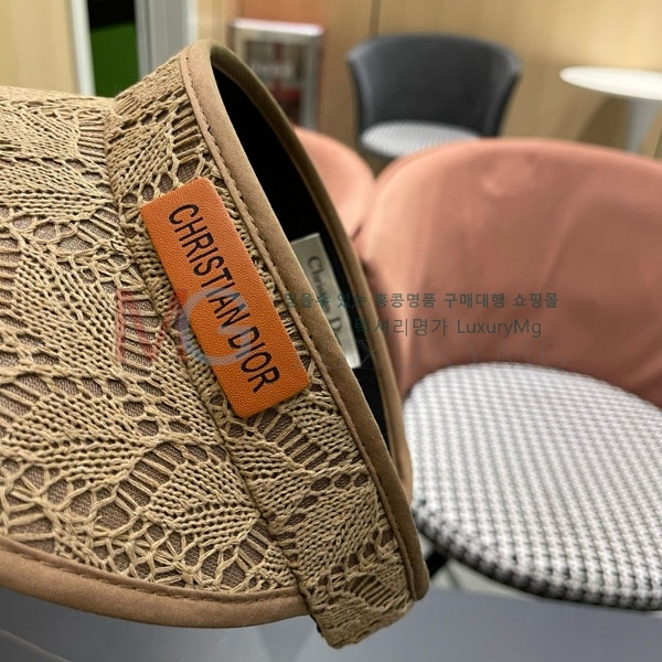  ĸ  6DR570052-2