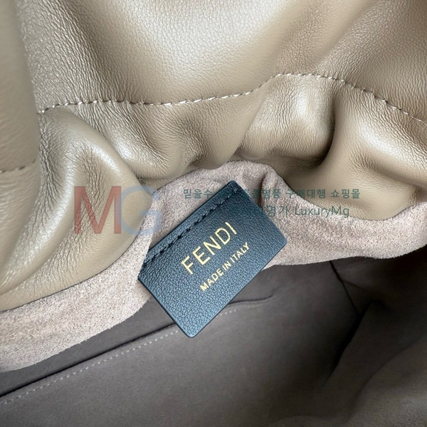    ̵ F8833-2
