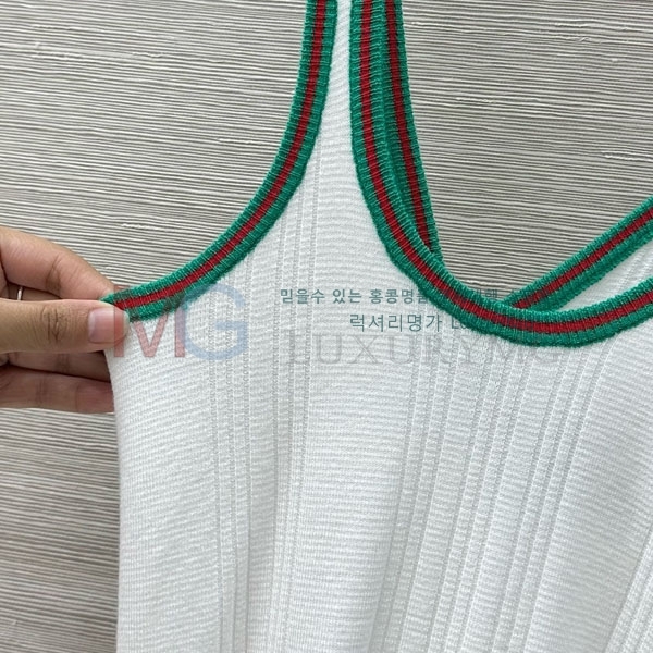   ǽ D25253650