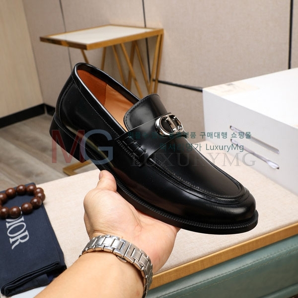   屸 DR066025-8