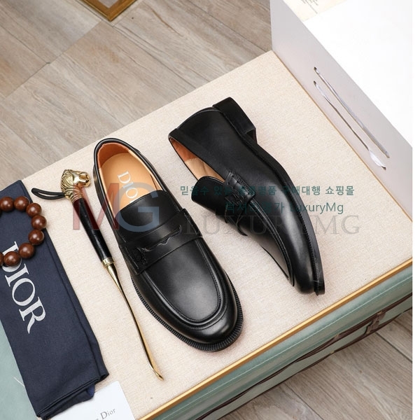   屸 DR066022