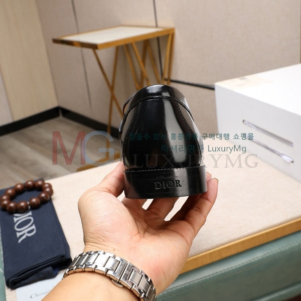   屸 DR066022-1