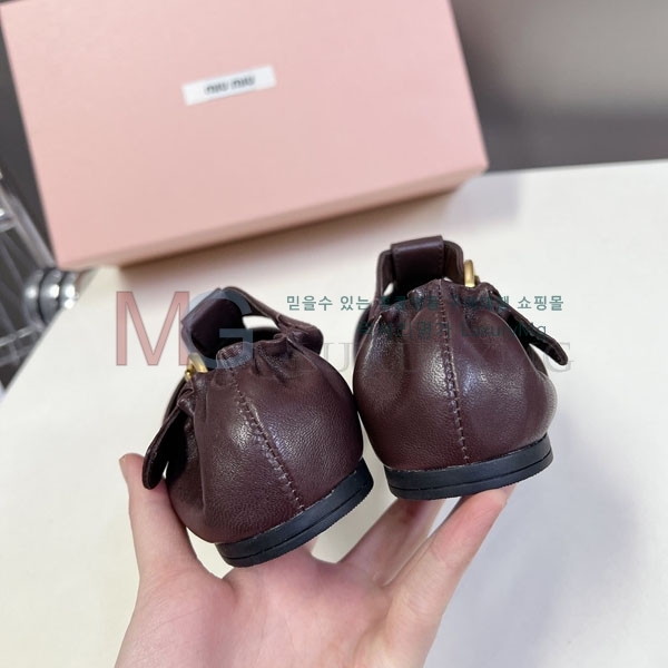 ̿̿   M440233-2