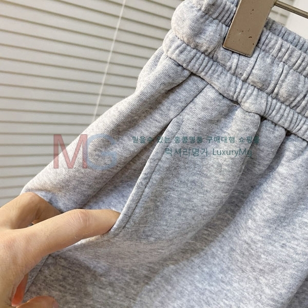   ݹ MM8632702-1