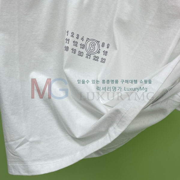   Ƽ MM2366717-3