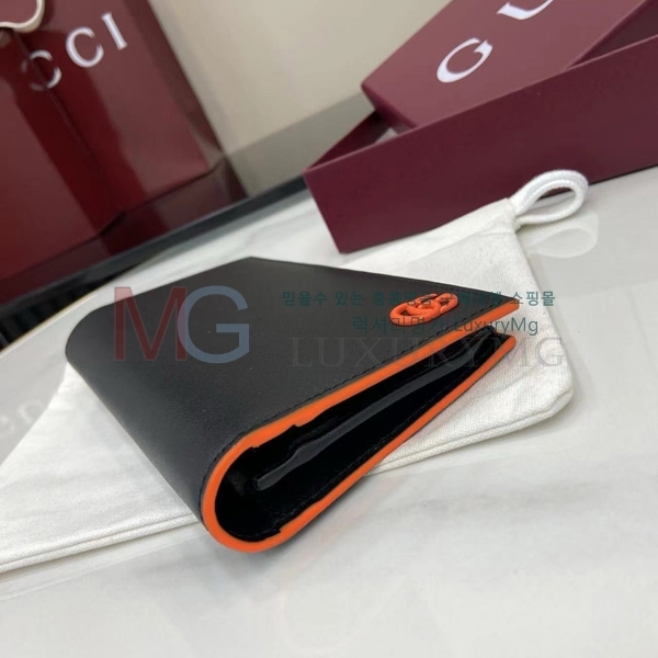  GG   835054-3