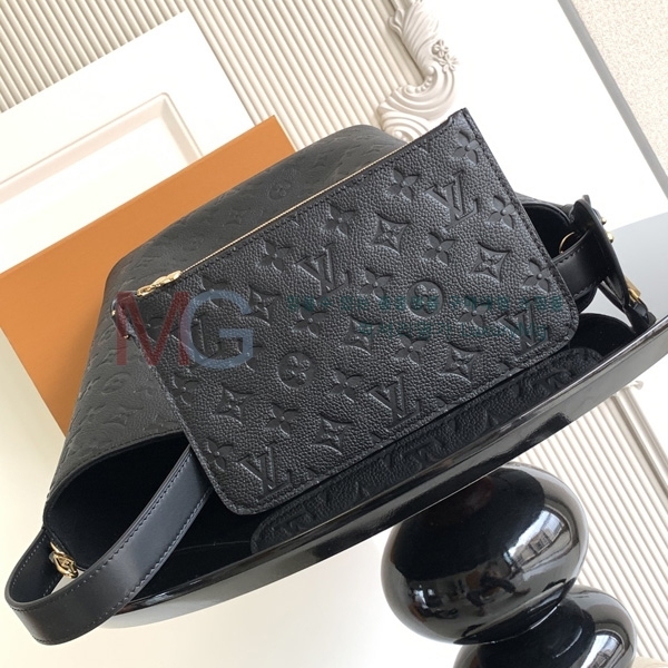 ̺  GM M13044-310