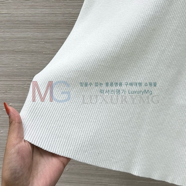  * μҸ CE251586-1