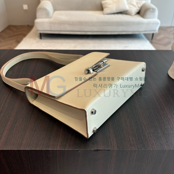 ޽ ο 21  H71660-4