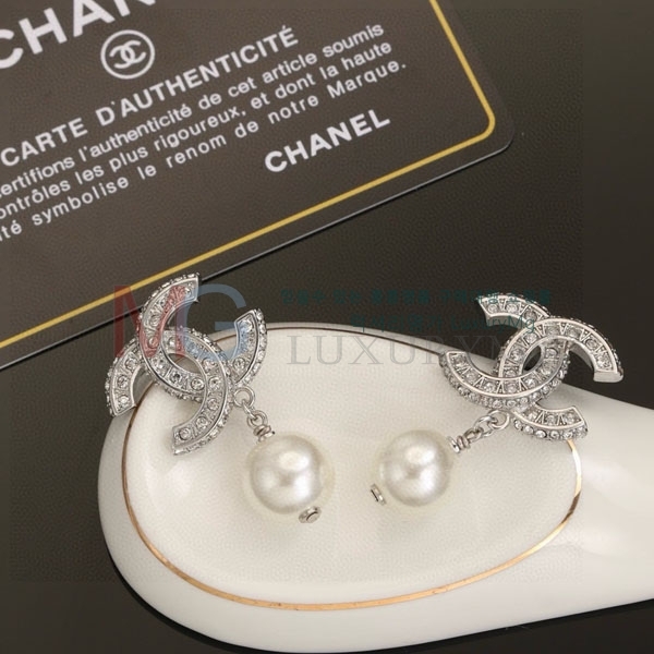  * Ͱ CH816561