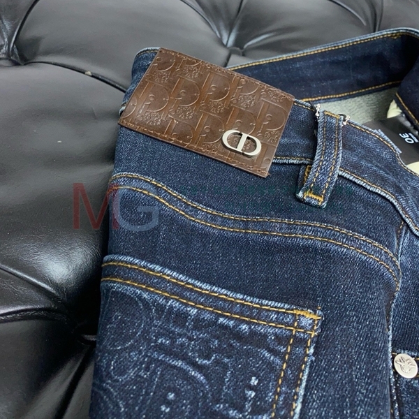   û 489910