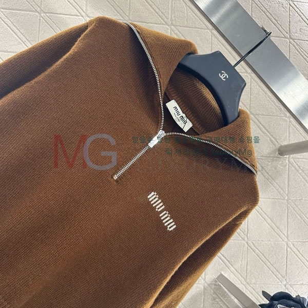  ̿̿  MIU551740-2