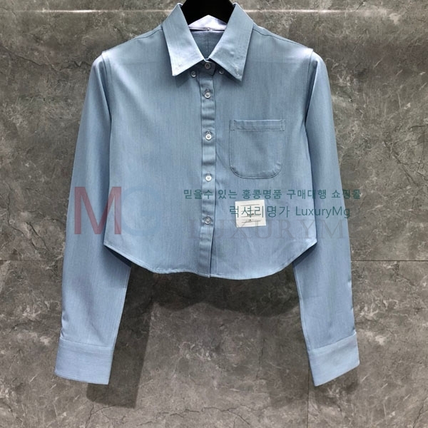    TB027701