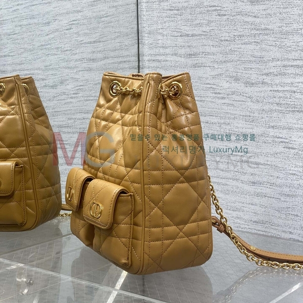  Caro ̵ Ƽĳ ü  D907550-4