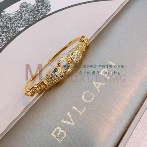 Ұ  BV1378906-4