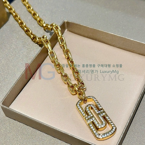  Ұ  B521393