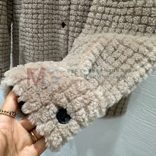  װŸ þ   BV36345622-3