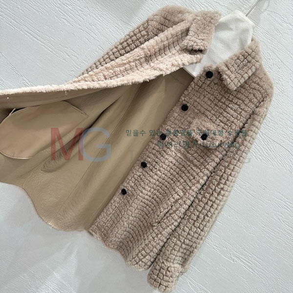  װŸ þ   BV36345622-3