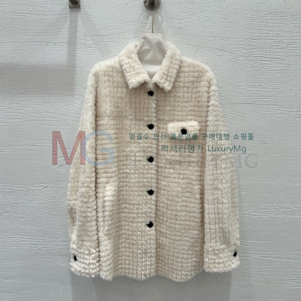  װŸ þ   BV36345622-4