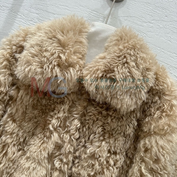  ̿̿ þ   MIU245645-1