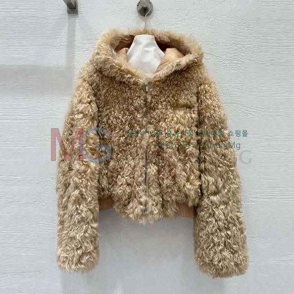  ̿̿ þ   MIU245645-2